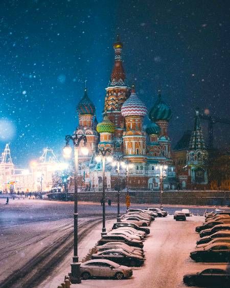 موسم کی ادا آج بھی پر کیف ہے لیکن 
 اک گزری ہوئی برسات کی حسرت نہیں جاتی