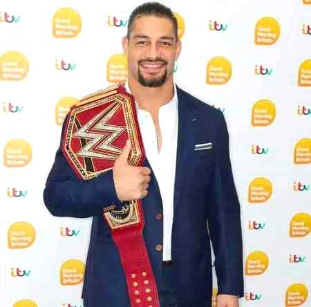 Roman Reigns great look😍😍😍😍