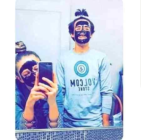 مرشد جس کے پلے ہم پڑ جائیں گے😍
مرشد اس کے تو بیڑے ہی تر جائیں گے🙈