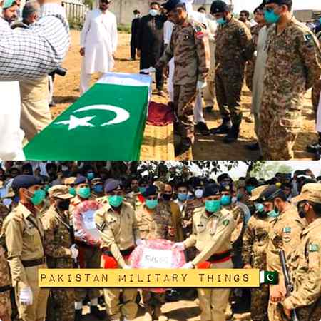 آؤ محبت سے سلام کر لیں انہیں، جن کے حصے میں یہ مقام آتا ہے.😘
بہت خوش نصیب ہوتے ہیں وہ جن کا لہو وطن کے کام آتا ہے ⁦۔🇵🇰⁩
Rest In Peace Maj Nadeem Abbas Shaheed💚
Nation will always remain indebted to you for your Supreme Sacrifice. 🙏😚🇵🇰