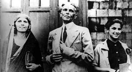 Dina jinna with father muhamed ali jina and aunt fatima