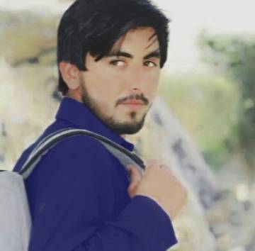 چپکے چپکے__دکھ سھتا ھوں
Chaand😥
اب میں اکثر__خوش رھتا ھوں..