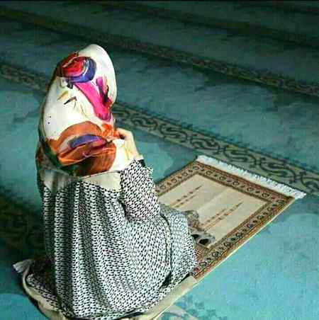 : کیا ایسا نہیں هو سکتا که هم تم سے تم کو مانگیں،
اور تم مسکرا کے کہو، اپنی چیز مانگا نہیں کرتے.