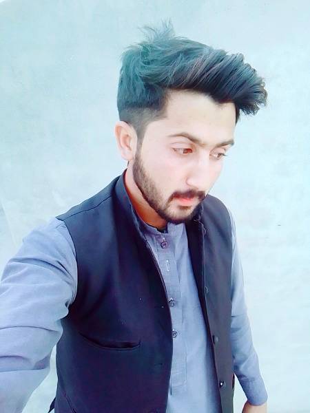 Kuch Log Nahi Thy Mry LiYe...
Kuch Main Bhi Unk QabiL Nai🙂✌️