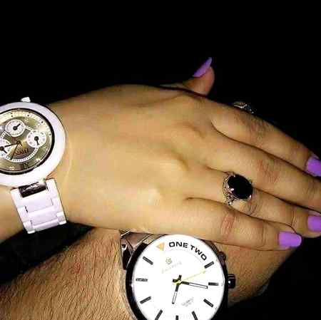 دم نہیں کسی میں کہ مٹا سکے ہماری دوست کو۔

زنگ تلواروں کو لگتا ہے جگری یارو کو نہیں ۔۔