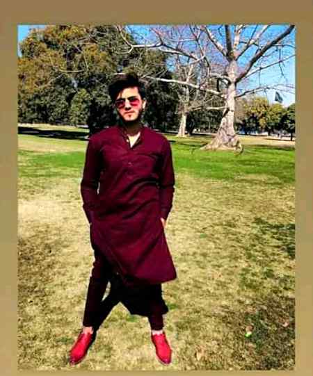 Mein😍 Orr🤔 piyaar😏 ahahahahaha wrong 😏namber yaaar😛😝🤓morning too😀 All