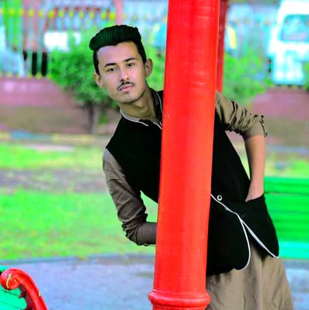Romeo agaya h or yahan sub Chang hua h or Kahan h