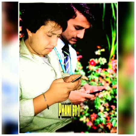 ہمیں کسی سے کوئی مطلب یا لالچ نہیں ہ❤❤
اے خدا
جو ہم سے محبت کرے اسے بھی خوش رکھنا اور جو نفرت کرے اسے بھی❤❤