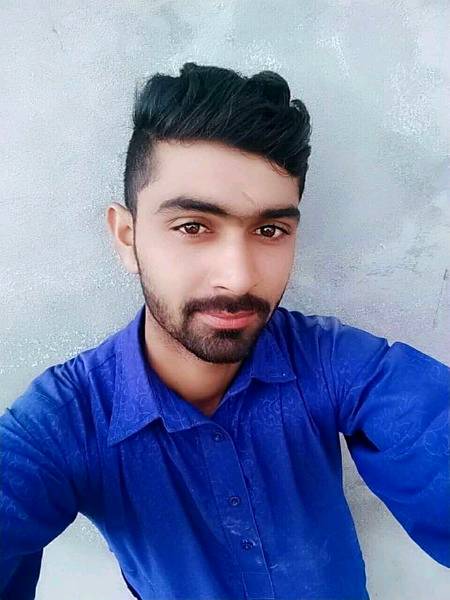 سنو بہت برے ہیں ہم
مگر ہم سے اچھا بھی کوئی نہیں
