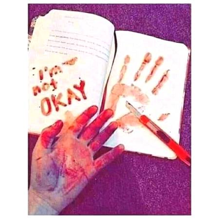 - ..خواہش دید مر چکی اب تو
یوں نا چھیڑو خراب حالوں کو ..💔-
- H∆mzıı.. 🤹♂️�