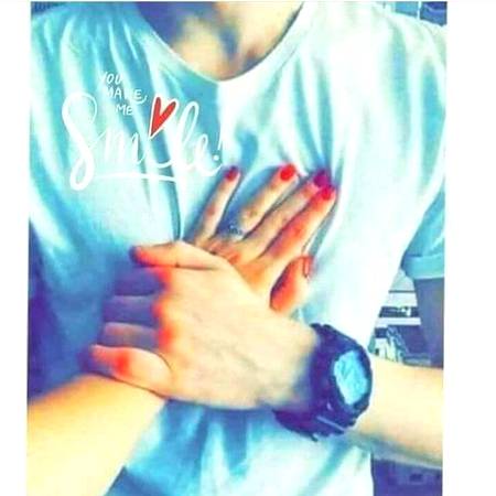 اگر کسی کو چاہو تواس طرح چاہو 
 وہ زندہ تو رہے مگر صرف تمہارے لئے