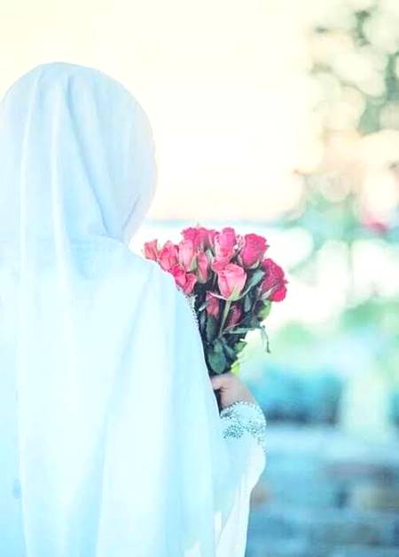 🌼🌼🌼🌼🌼
جہاں تک ممکن ہو سکے لوگوں سے دور رہ تاکہ تیرا دل سلامت اور نفس پاکیزہ رہے۔