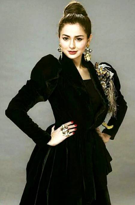 Hania Amir