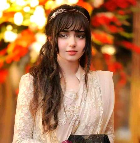 .."قسم لے لو دل اک پل بهی غافل نہیں تیری یاد سے...!! 

یہ اور بات ہے کہ ہم سر عام پکارا نہیں کرتے...!!
💘