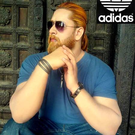 Ali Khan king 🦁...