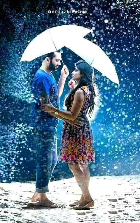 Soucho to Kiya manzar ho ga 🥰 barish🌧️ chatri ☂️ tum or ma💏.