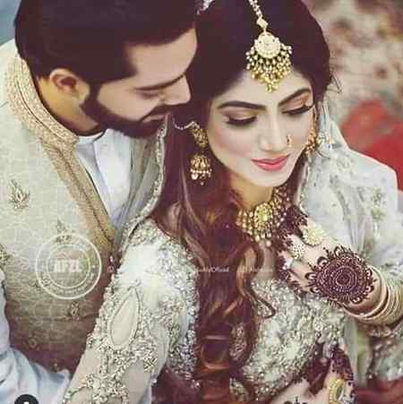 کھونا اور پانا محبت نہیں ہوتی___💯
محبت تو بس محبت ہوتی ہے ادب ہوتا ہے احترام ہوتا ہے____√√
کسی کی پُکار پر لبیک ہوتا ہے____