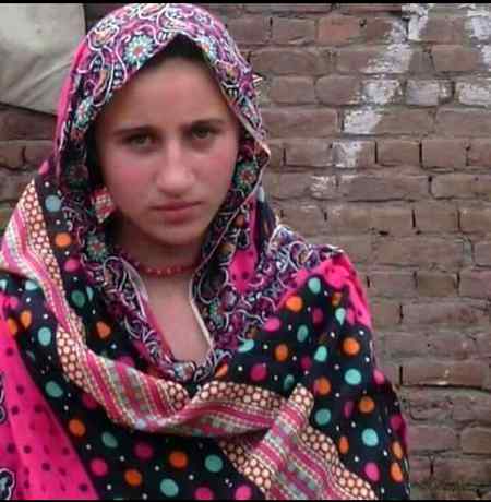 زندگی میں کبھی ہم کءی بار بنا غلطی کہ بھی غلطی مان لیتے ہیں .... ڈر ہوتا ھے کہیں کوءی اپنا ھم سے روت نہ جاے☺