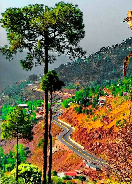 Beautiful pic of muree Express Highway 👌🏻😍