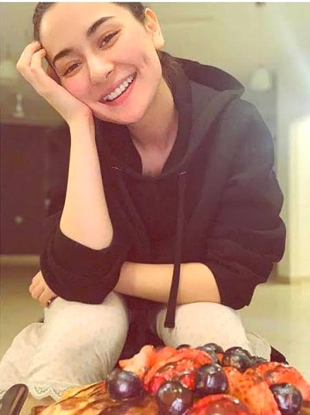 Hania Amir