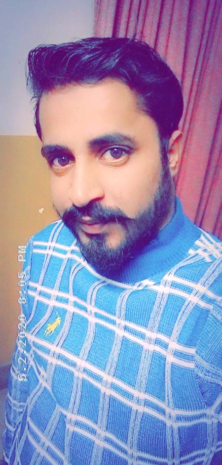 پتا  نہیں کیوں تم سے ہمیں اتنی محبت ہو گئی❤

کے ہر چیز سے زیادہ مجھے تیری عادت ہو گئی❤