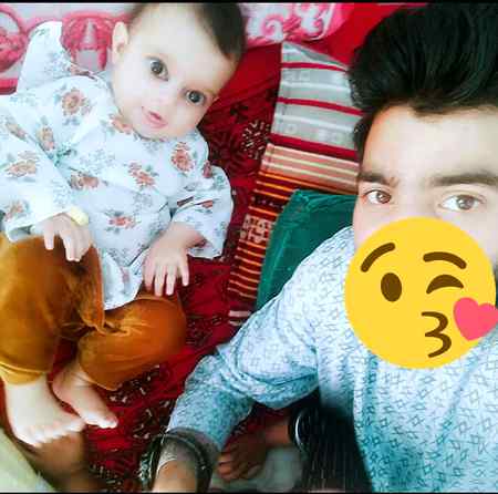 میرا_معیار کیا ہے کچھ بھی نہیں___•°

      دیکھ اک "سادہ" سا لڑکا ہوں____•°
💪✌️
 With sweetheart 💖💖👈👈