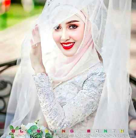 Sajaye rkhty he honto pr jo hansi ki Kiran💔💔 
Na Jany rooh me kitny shagaf rkhty he 💔💔