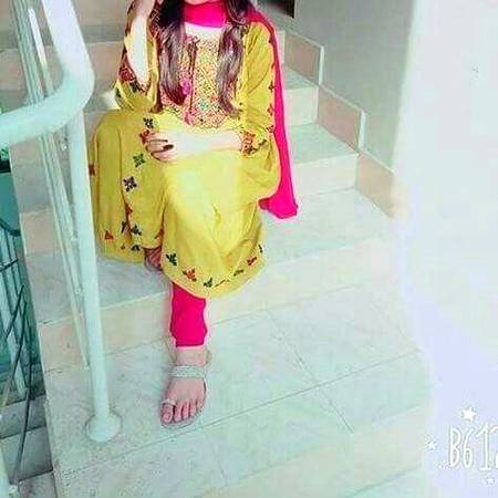 Shayad tum nawaqif ho mery mazaj say
Tumhai tawaqa say Bhi ziada sirphiri hun main..
Um e Hani Rajpoot