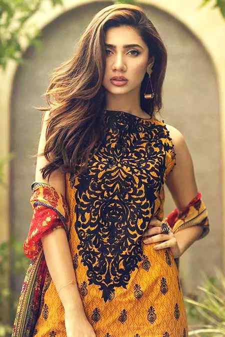 Mahira khan 🔥 like 🔥