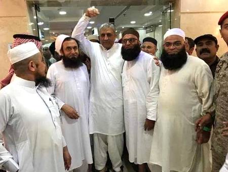 ابھی تک تو دعا نے آگ لگائی ہوئی تھی کہ اوپر سے باجوہ ڈاکٹرائن نے ایک اور تیلی لگا دی