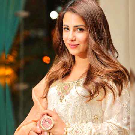 MD look Ushna shah 🔥