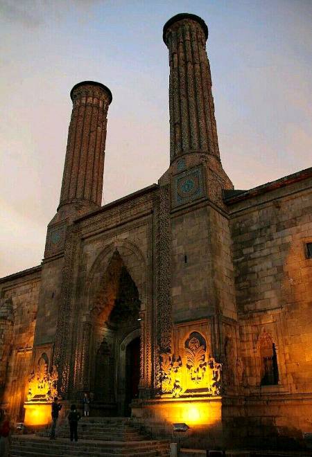 Cifte minareli Madrisa yakutiya Erzurum 💕💕