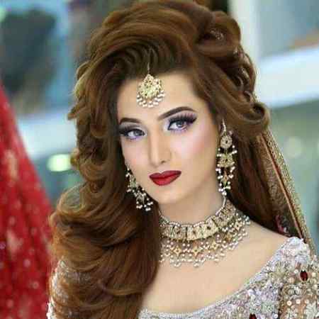 Bridal hair style. ...