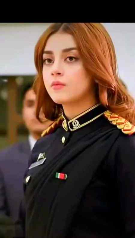 Like army dress...❣️❣️👍🏻