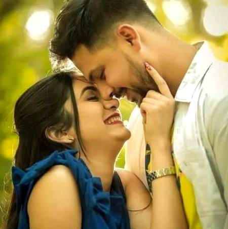 محبت کرنے والوں کو انا سے کیا غرض ؟
وہ تو مان رکھتے ہیں اور مان جاتے ہیں💕