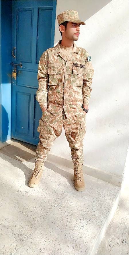 Hay fiends i am back