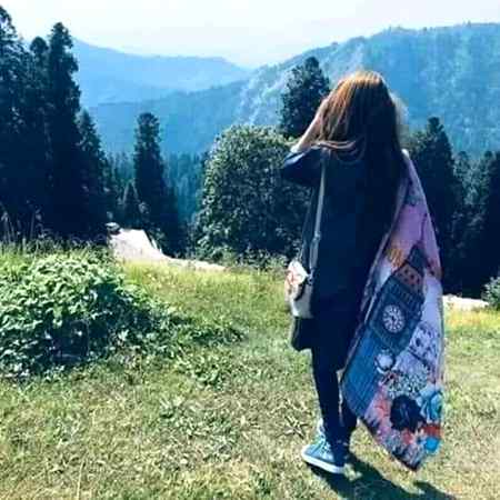 کیوں نہ دوش دُوں دلِ نداں کو
دوستی کا ارادہ تھا محبت ہو گئی۔