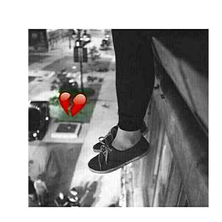 : موت سے پہلے بھی ہوتی ہے اک موت! دیکھو زرا تم جدا ہوکر کسی سے.