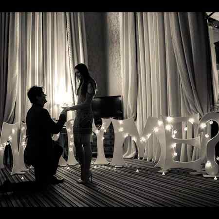 خدا کبھی تو کوئی ایسا معجزہ کردے ،،، ؛
💞
وہ آکے مجھ سے کہے ، آپ کی ضرورت ہے