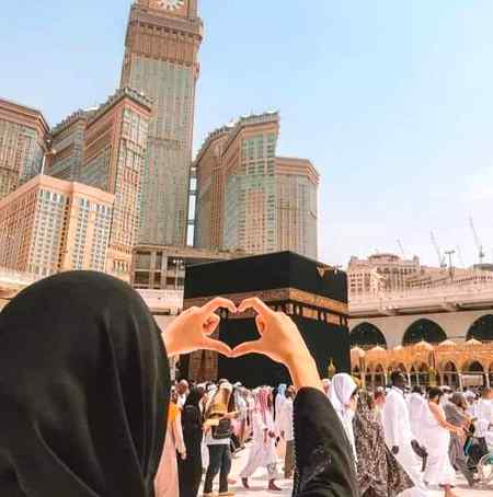اے میرے مالک تجھے تیرے حبیب کا واسطہ اب تو رحم فرما یارسول اللہ صلی اللہ علیہ وسلم کے صدقے آمین