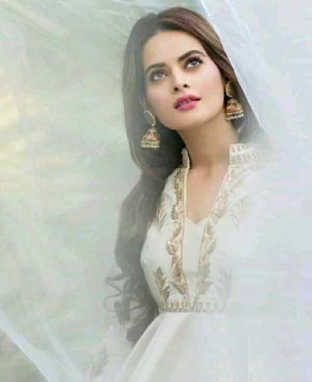 Minal Khan