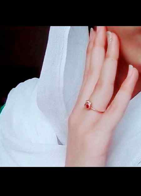 Itna mat sochen' mujhe....Ap ka msla nhi hun' mai..