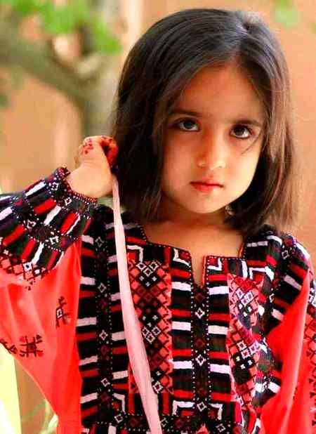 Cute girl 😍😍😍😍🥰🥰