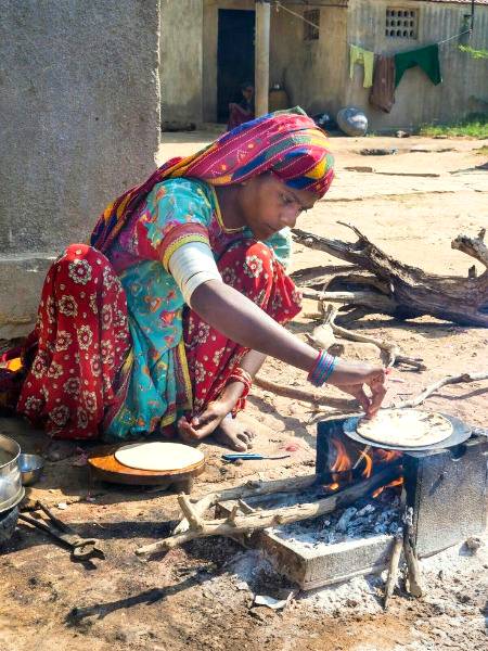 Lo g rooti kha lo😗