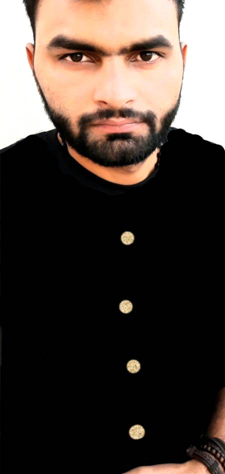 برائے سُکھ تیرا دیدار چاہتی ہیں فقط
ضعیف خوابوں کی خدمت گزار یہ آنکھیں!