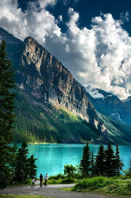 Lake louise, Alberta canada