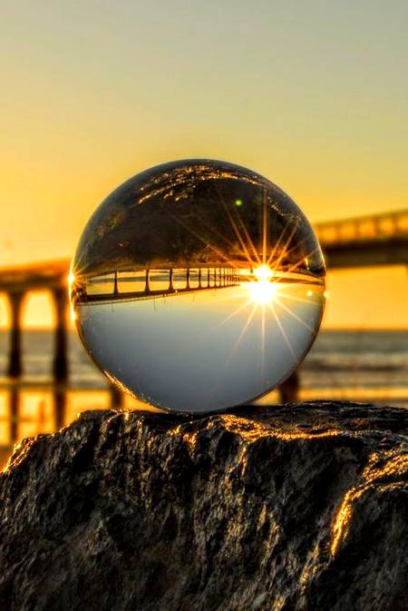 *شک کو اپنے اوپر غالب* 
*مت آنے دو!!*
*ورنہ تمہیں دنیا میں کوئی* 
*ہمدرد نہیـــــں مل سکے گا ۔۔۔!*