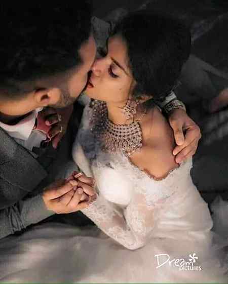 💓تعریف کے محتاج نہیں ہوتے اچھے لوگ

کیونکہ پھولوں کو کبھی عطر نہیں لگایا جاتا💗