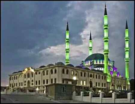 ALLAH AUR USKY FARSHTY DUROOD BEJTY HY AAP PAR TU A EEMAN WALO TUM B UN PAR DUROOD AUR SALAM BEJO