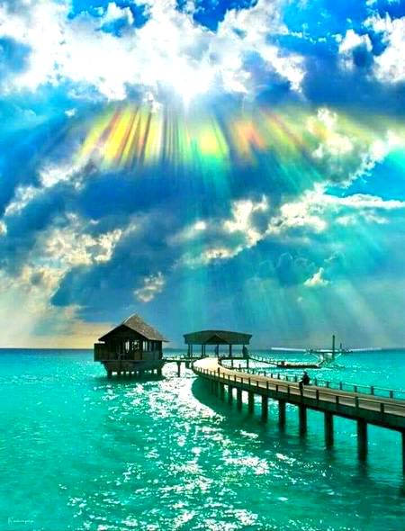 Amazing blue sky 🌊